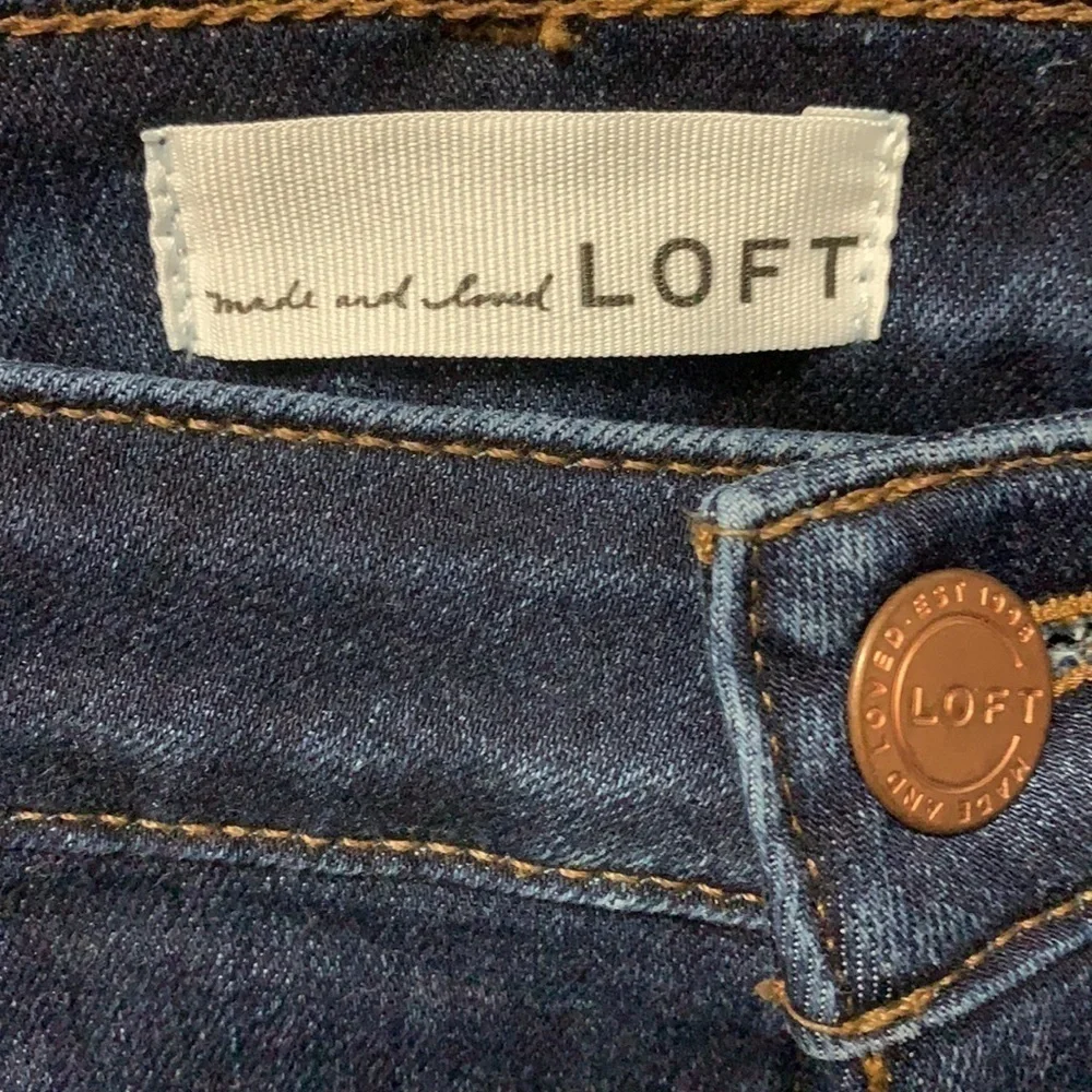 Loft (2) pair of curvy skinny jeans size 4